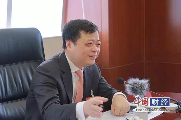 全國政協(xié)常委南存輝：建議中企貿(mào)易未動、商標(biāo)先行