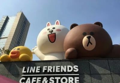 LINE FRIENDS大撤退，表情包IP的“老本”可不好啃